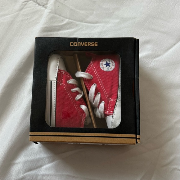 Chuck Taylor High tops Converse - Picture 1 of 4
